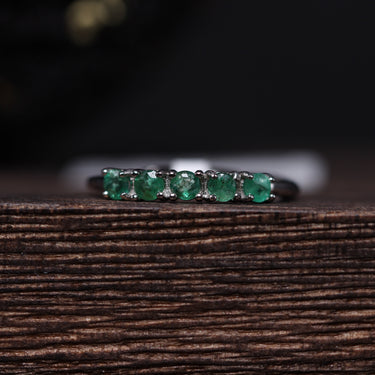 Emerald Row Ring, gemstone jewellery (view 1)