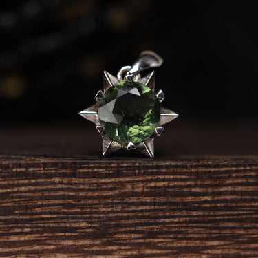 Moldavite Pendant, gemstone jewellery (view 1)
