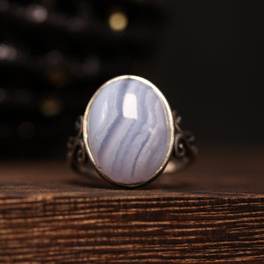 Bluelace Agate Ring, gemstone jewellery (view 1)