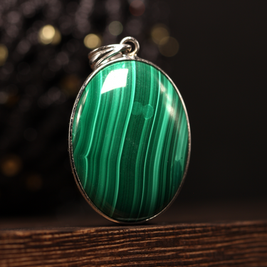 Malachite Oval Pendant, gemstone jewellery