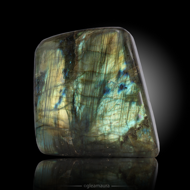 Labradorite Freeform, natural mineral specimen from Madagascar