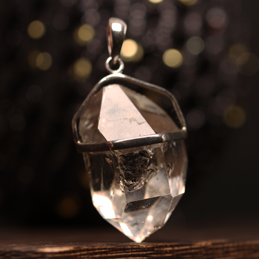 Herkimer Diamond Pendant, gemstone jewellery (view 1)