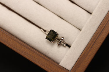 Moldavite Ring, gemstone jewellery (view 1)