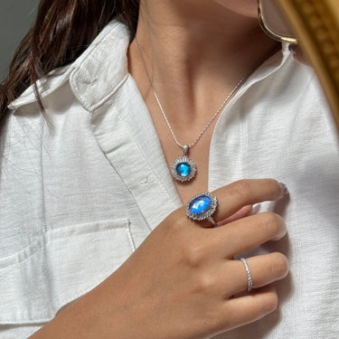 Butterfly Wing Ring, gemstone jewellery (view 1)