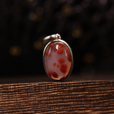 Agate Pendant, gemstone jewellery