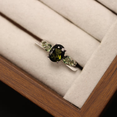 Moldavite Ring, gemstone jewellery (view 1)