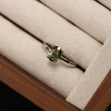 Moldavite Ring, gemstone jewellery (view 1)