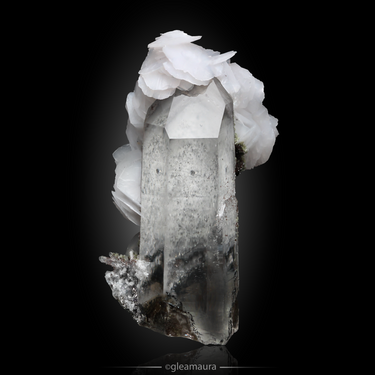 Calcite on Quartz, natural mineral specimen from Yaogangxian Mine, China