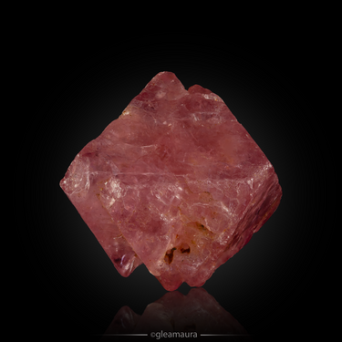 Spinel, natural mineral specimen from Pein Pyit, Burma