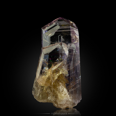 Zoisite var. Tanzanite, natural mineral specimen from Merelani Hills, Tanzania