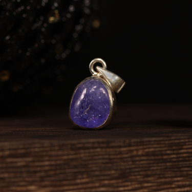 Tanzanite Pendant, gemstone jewellery