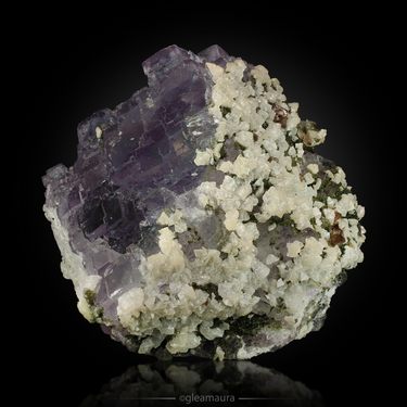 Scheelite, Fluorite, Quartz, natural mineral specimen from Yaogangxian Mine in Yizhang County, China
