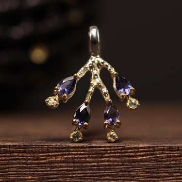 Iolite, Aquamarine Pendant, gemstone jewellery (view 1)