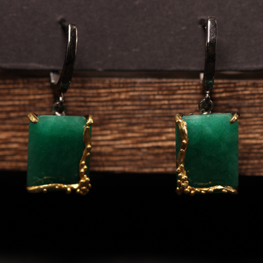 Emerald Earring, gemstone jewellery (view 1)