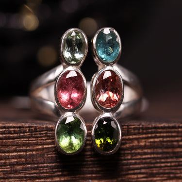 Tourmaline Ring, gemstone jewellery (view 1)