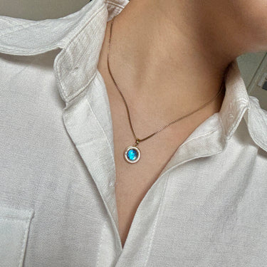Butterfly Wing Necklace, gemstone jewellery (view 1)