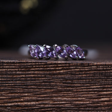 Purple Sapphire Ring, gemstone jewellery (view 1)
