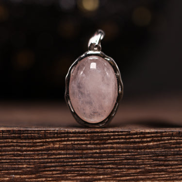 Pink Morganite Pendant, gemstone jewellery (view 1)
