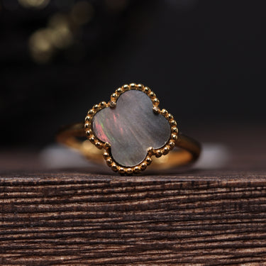 Mother of Pearl Clover Ring, gemstone jewellery (view 1)