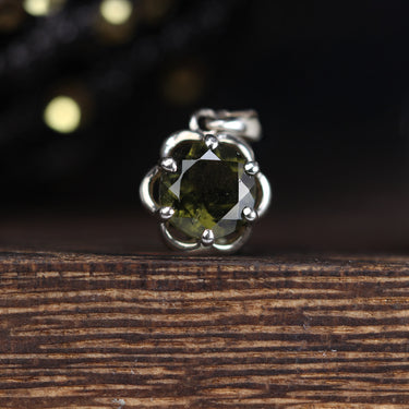 Moldavite Round Flower Pendant, gemstone jewellery (view 1)