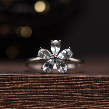 Aquamarine Flower Ring, gemstone jewellery (view 1)