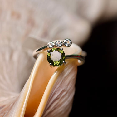 Moldavite Round Ring, gemstone jewellery (view 1)