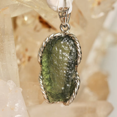 Moldavite Pendant, gemstone jewellery (view 1)