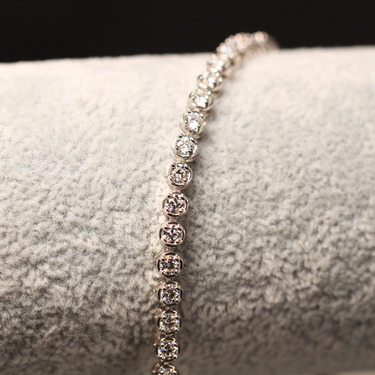 Moissanite Bracelet, gemstone jewellery (view 1)
