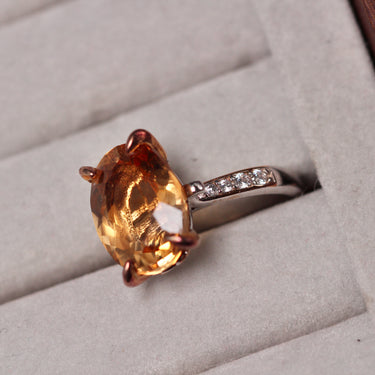 Citrine Ring, gemstone jewellery (view 2)