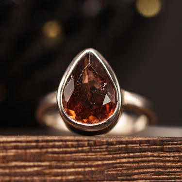 Rubellite Tourmaline Ring, gemstone jewellery (view 1)