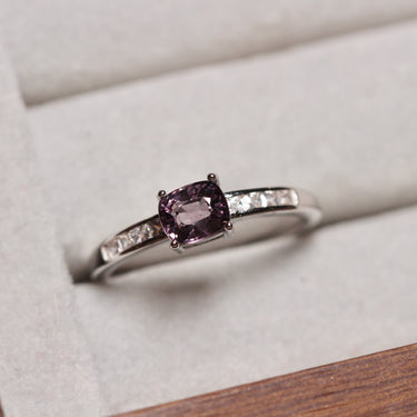 Purple Spinel Ring, gemstone jewellery (view 2)