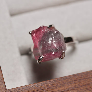 Pink-Blue Tourmaline Ring, gemstone jewellery (view 1)
