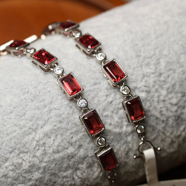 Garnet Bracelet, gemstone jewellery (view 1)