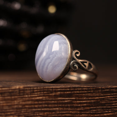Bluelace Agate Ring, gemstone jewellery (view 2)