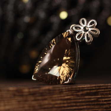 Smokey Quartz Pendant, gemstone jewellery (view 2)