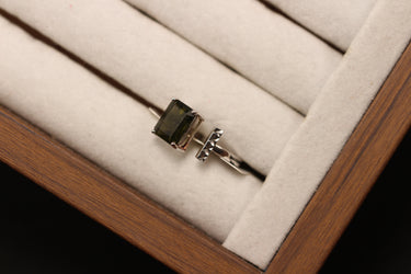 Moldavite Ring, gemstone jewellery (view 2)