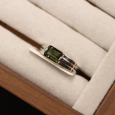 Moldavite Ring, gemstone jewellery (view 2)