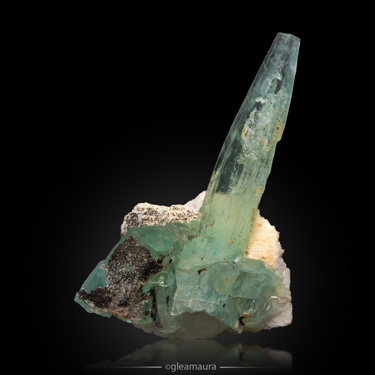 Beryl var. Mimoso Aquamarine, natural mineral specimen from Mimoso do Sul, Brazil (view 2)