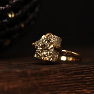 Pyrite Ring, gemstone jewellery (view 2)