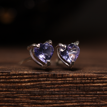 Tanzanite Heart Earring, gemstone jewellery (view 2)
