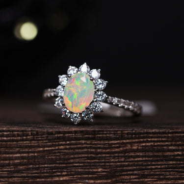 Opal Ring, gemstone jewellery (view 2)