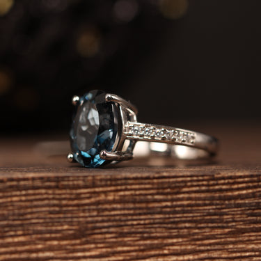 London Blue Topaz Ring, gemstone jewellery (view 2)