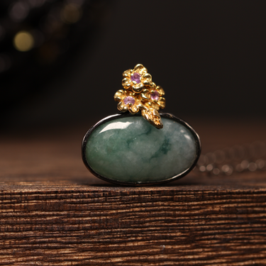 Jade, Amethyst Necklace, gemstone jewellery (view 2)