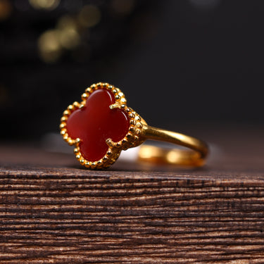 Carnelian Clover Ring, gemstone jewellery (view 2)