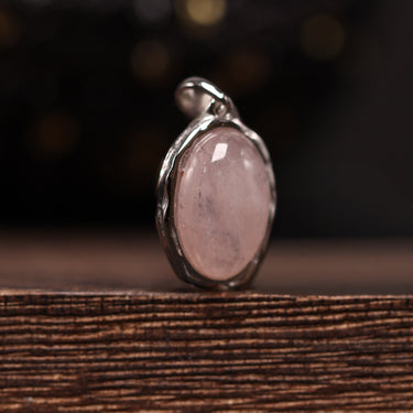 Pink Morganite Pendant, gemstone jewellery (view 2)