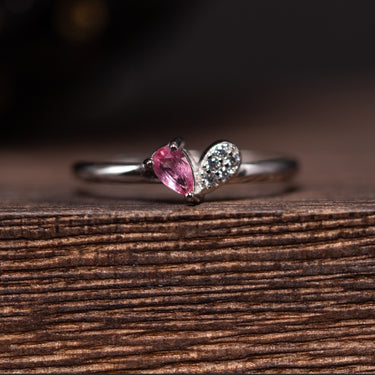 Pink Sapphire Ring, gemstone jewellery (view 2)