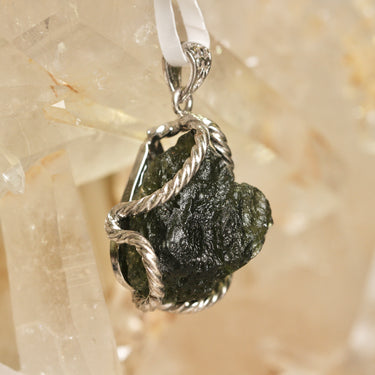 Moldavite Pendant, gemstone jewellery (view 2)