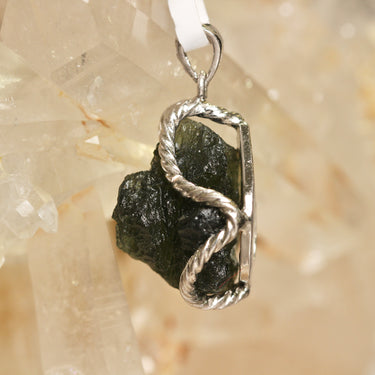 Moldavite Pendant, gemstone jewellery (view 3)
