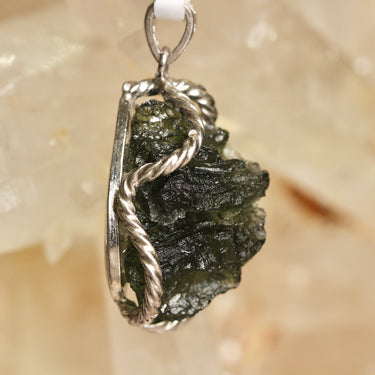 Moldavite Pendant, gemstone jewellery (view 3)