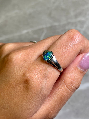Australian Opal Ring, gemstone jewellery (view 3)